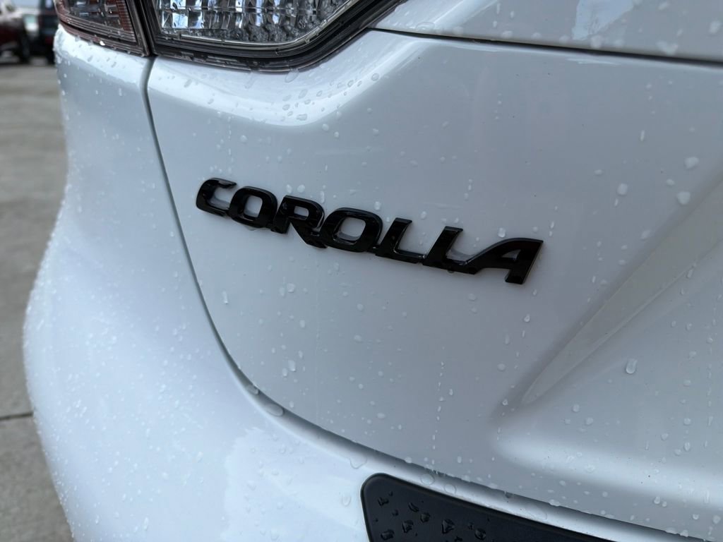 Used 2022 Toyota Corolla SE image 9