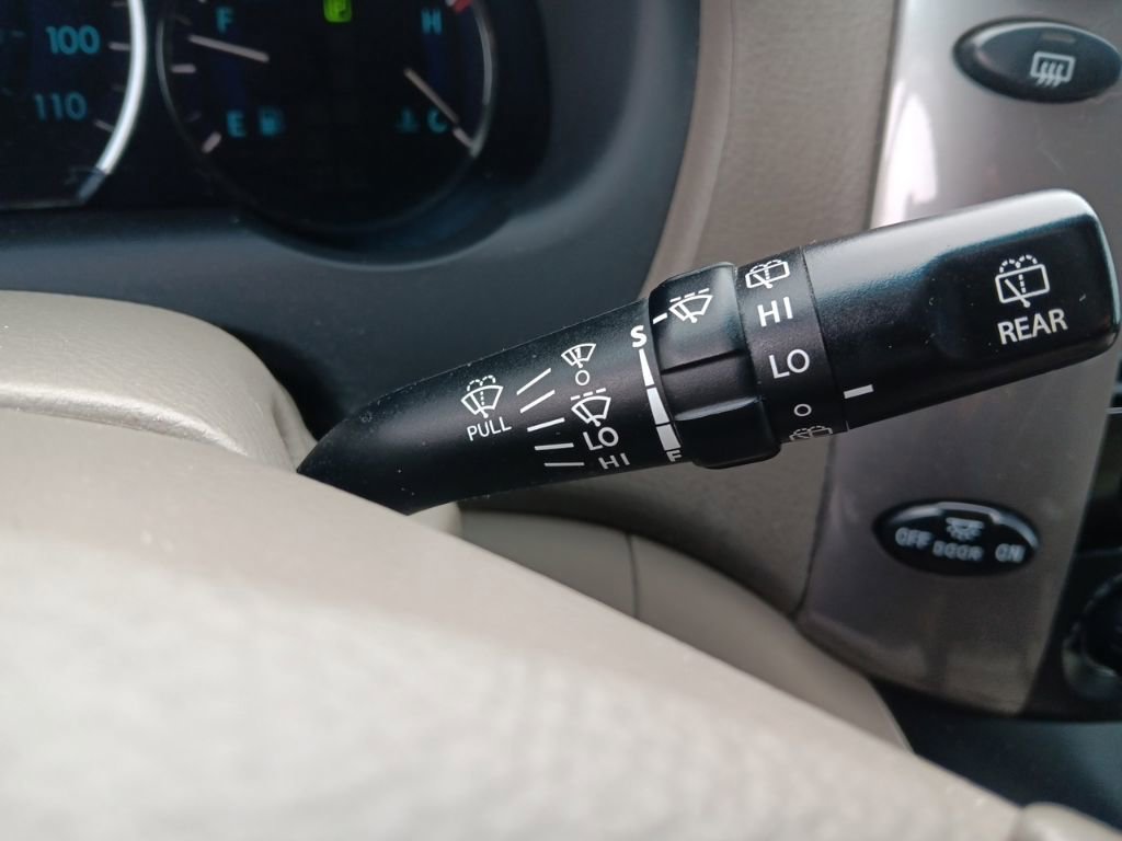 Used 2008 Toyota Sienna CE FWD image 13