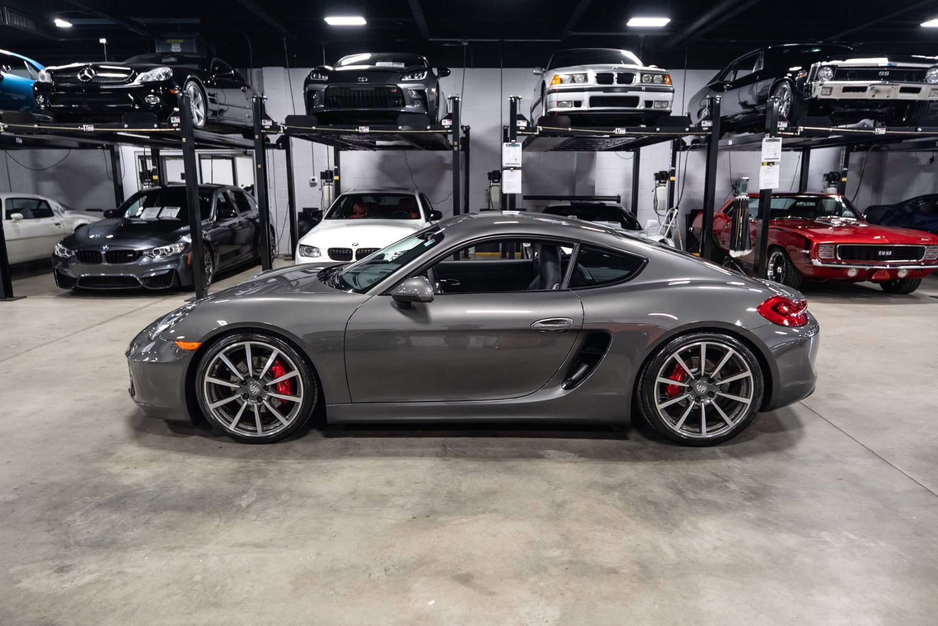 Used 2014 Porsche Cayman S image 5