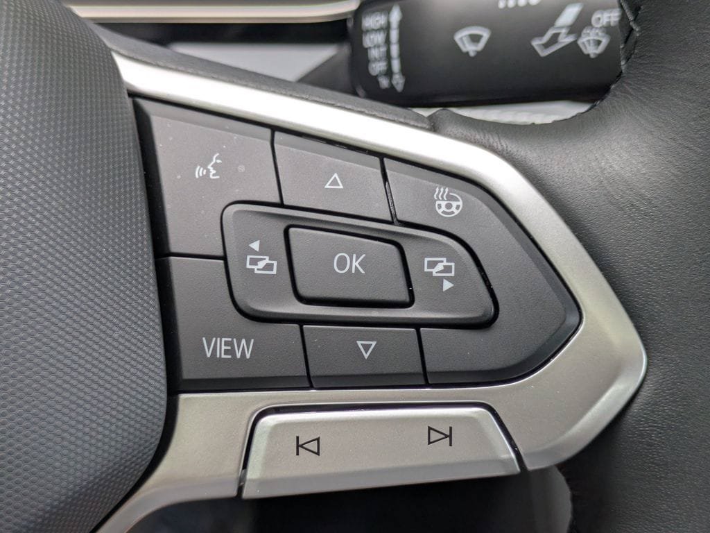 Certified 2026 Volkswagen Jetta SEL FWD image 26
