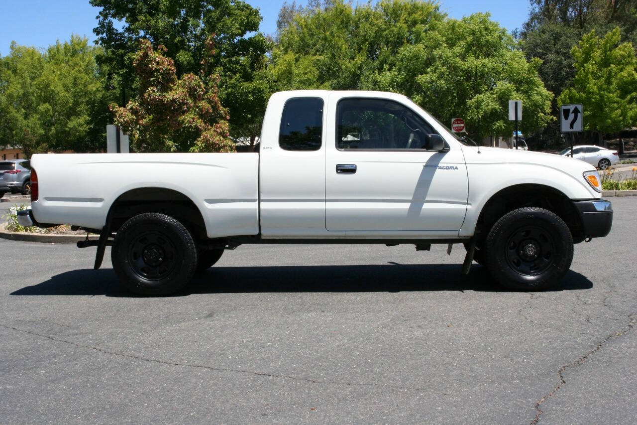 Used 1998 Toyota Tacoma 4x4 Xtracab image 4