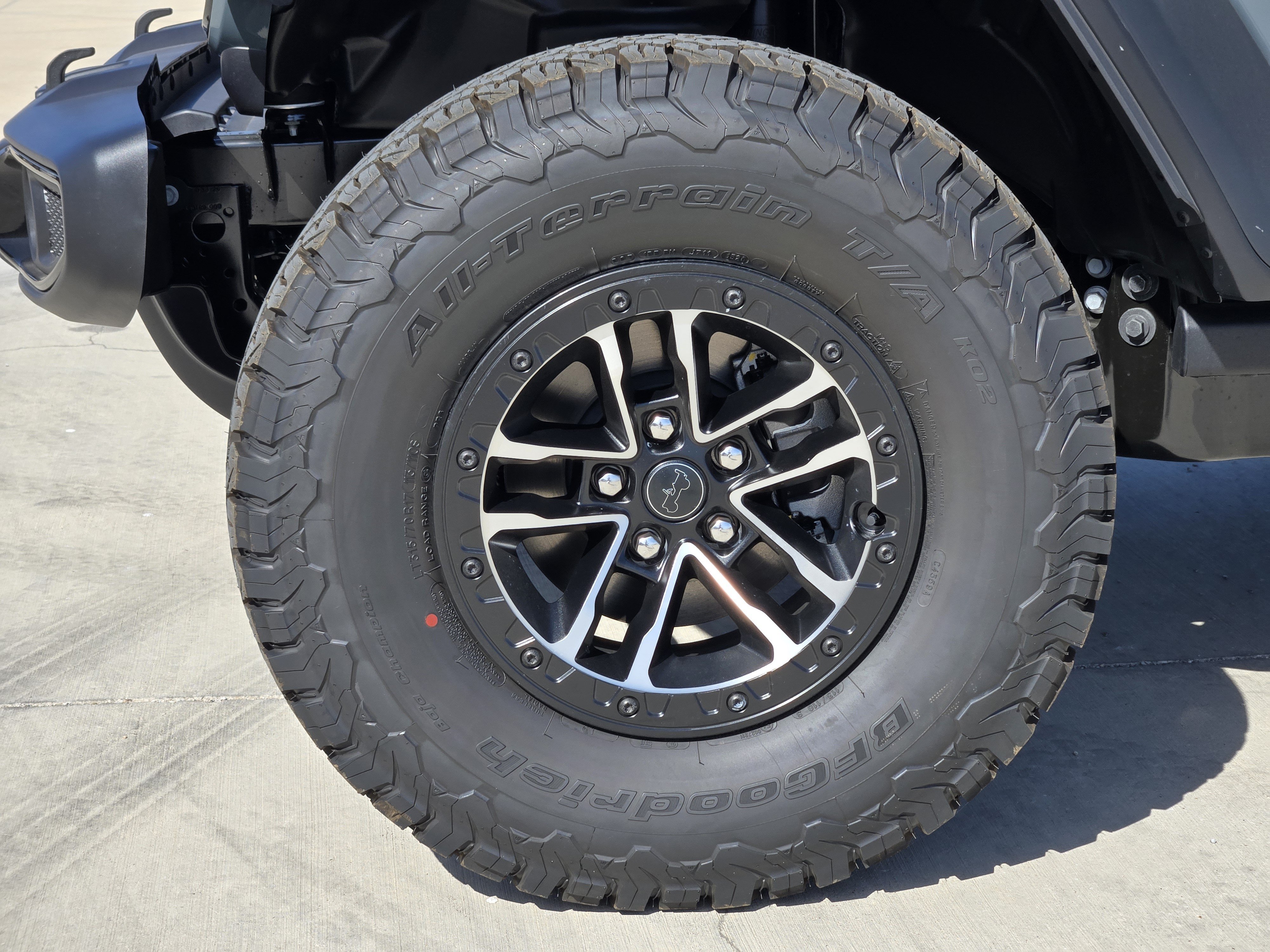 New 2026 Jeep Wrangler Unlimited Sport AWD/4WD image 11
