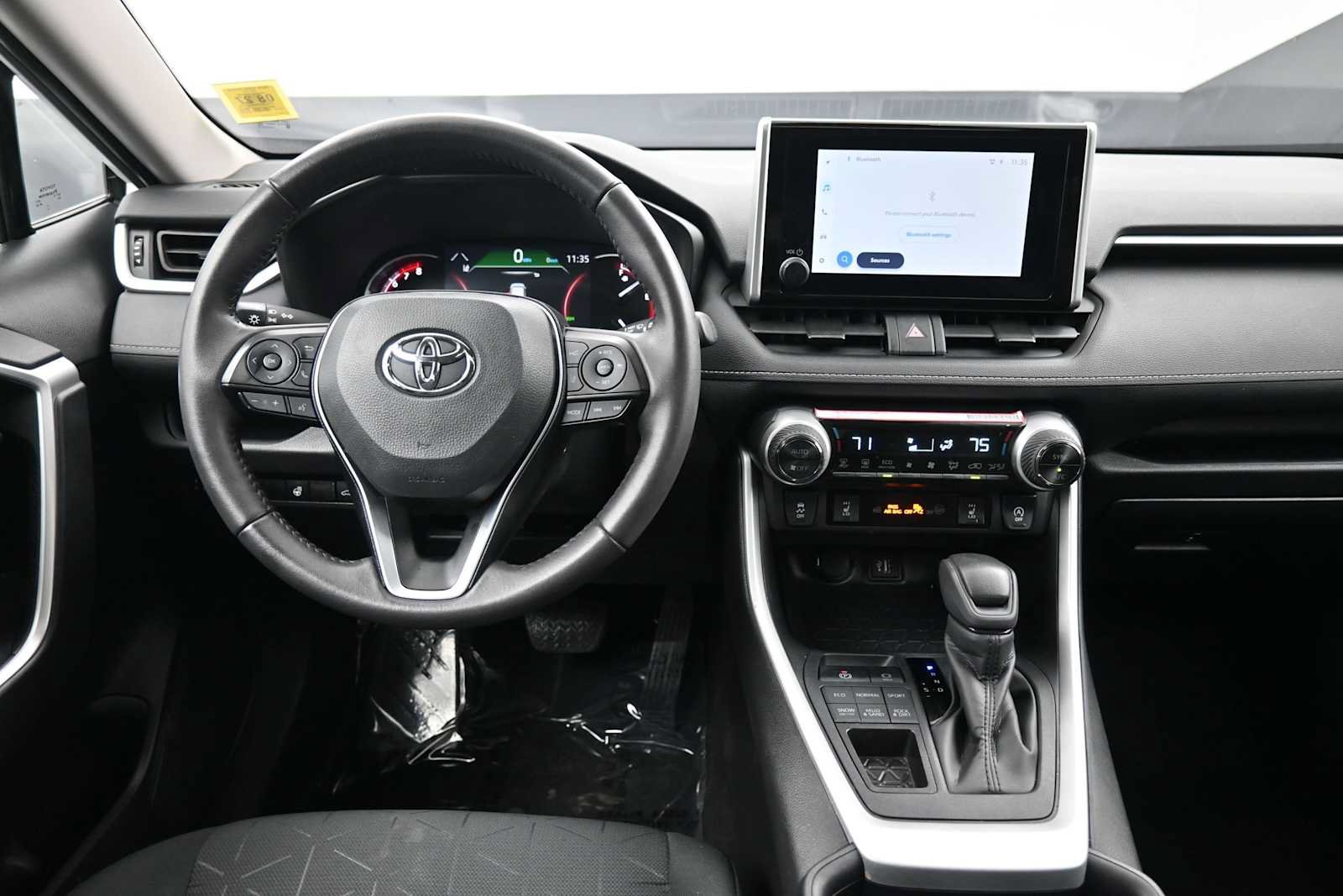 Certified 2025 Toyota RAV4 XLE w/ Convenience Package AWD/4WD image 19