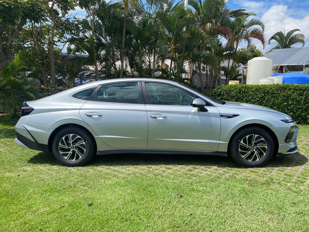 New 2026 Hyundai Sonata Blue FWD image 26