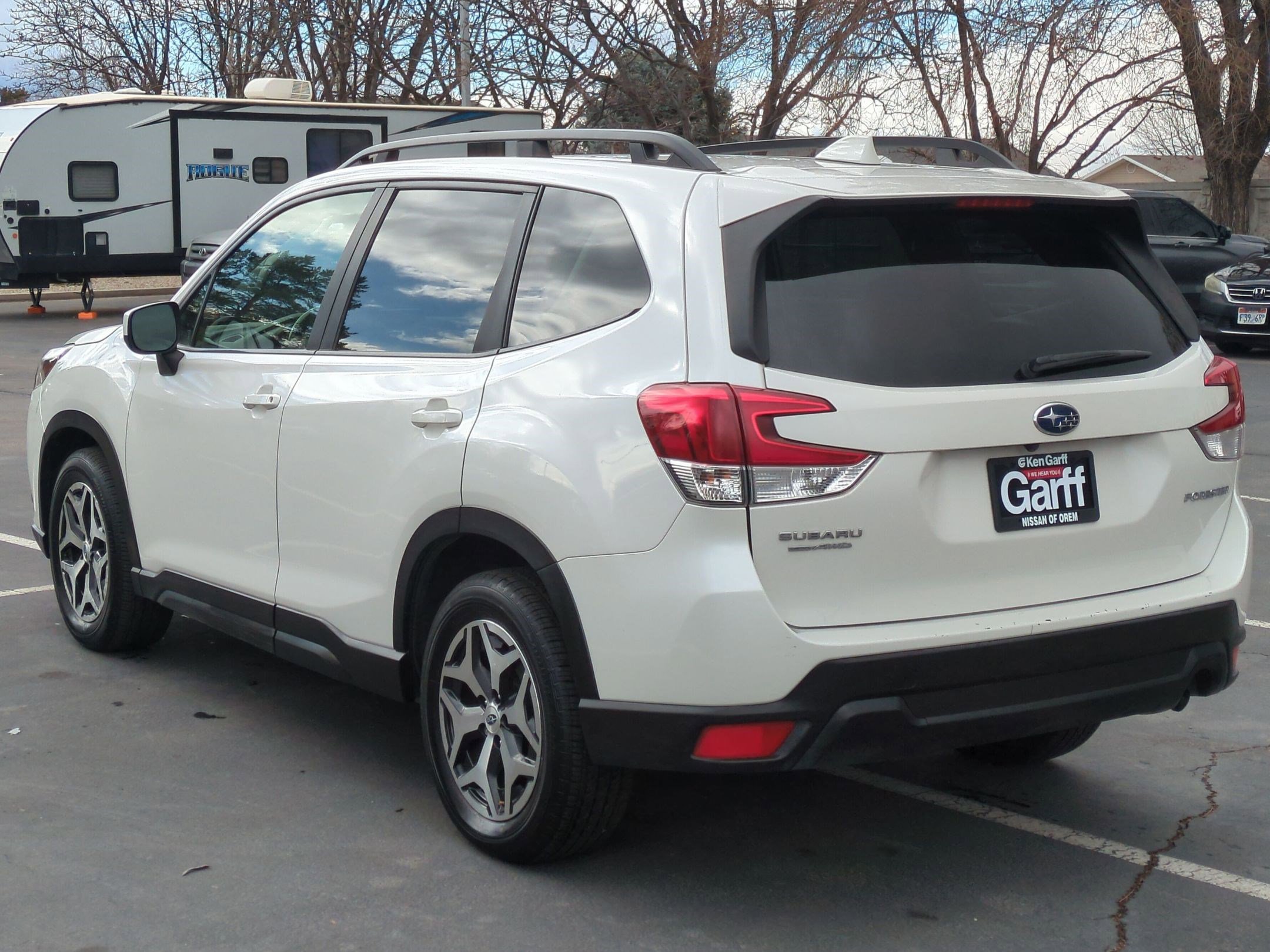 Used 2022 Subaru Forester Premium image 6