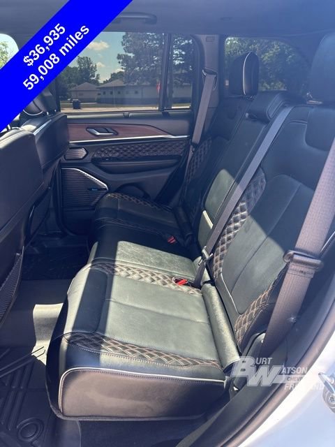 Used 2023 Jeep Grand Cherokee Summit w/ Adv Protech Group IV AWD/4WD image 27