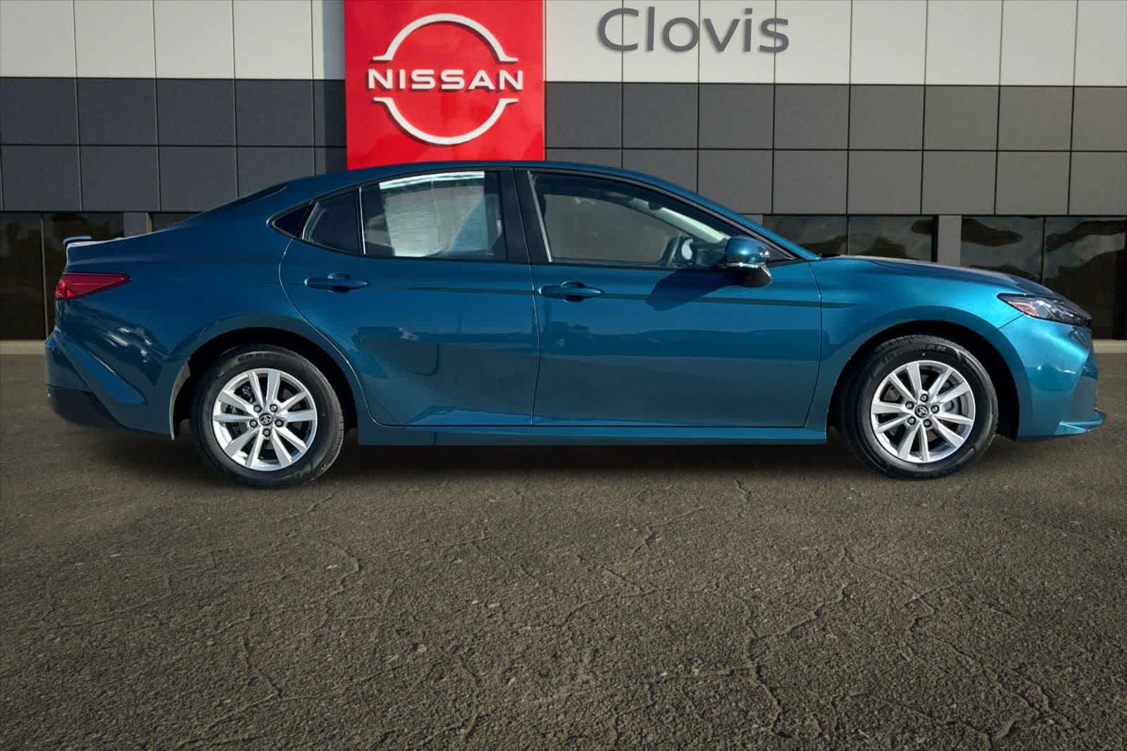 Used 2025 Toyota Camry LE FWD image 9