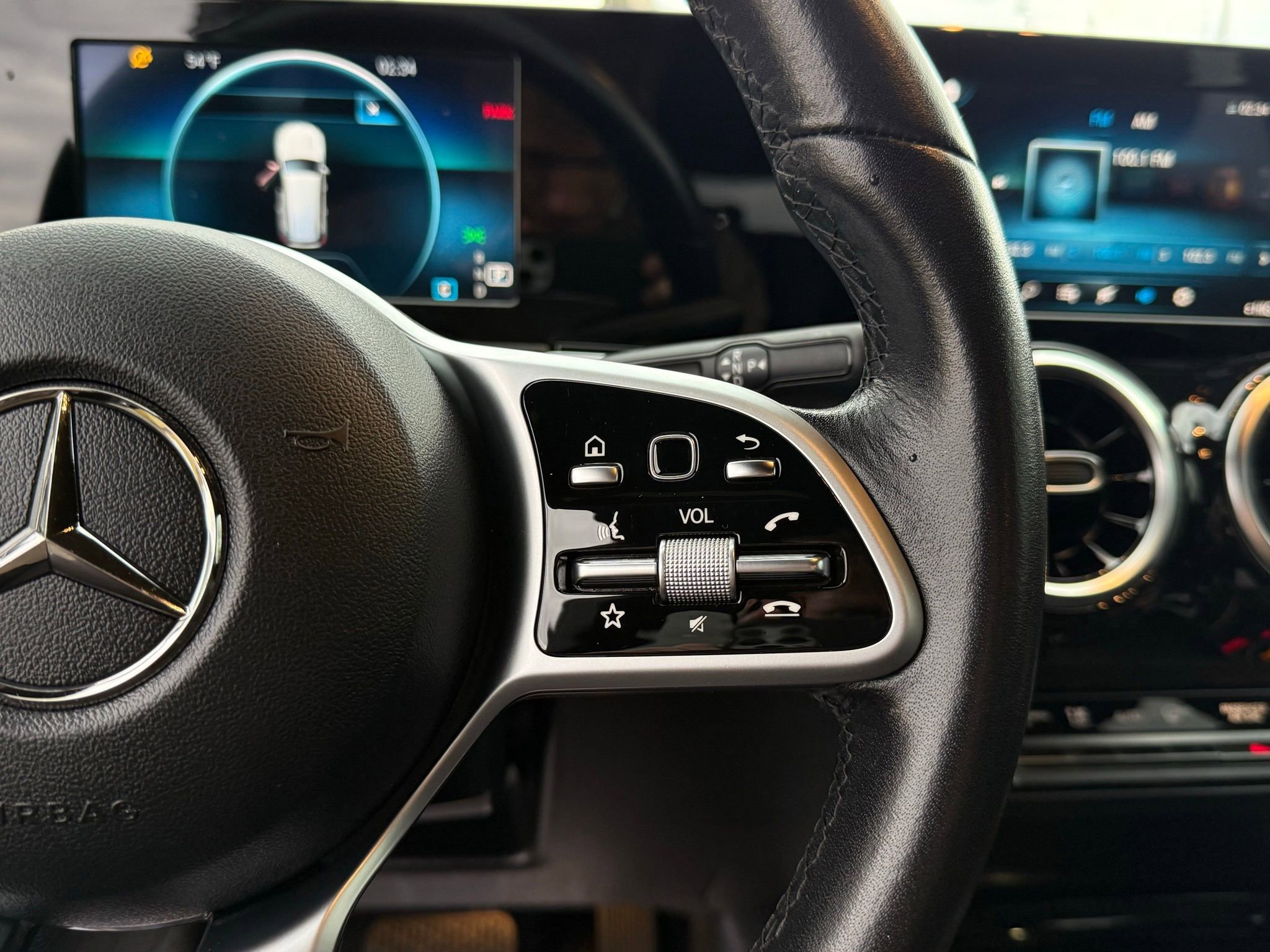 Used 2020 Mercedes-Benz GLB 250 4MATIC image 48