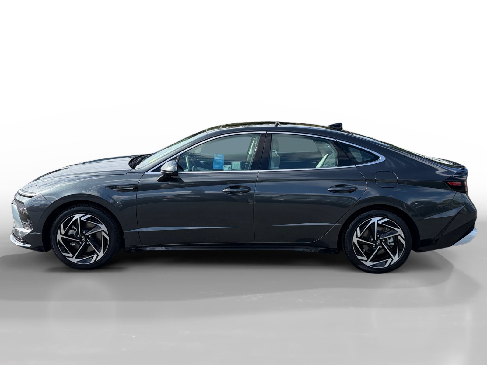 Certified 2025 Hyundai Sonata SEL FWD image 2