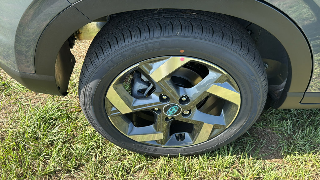 New 2026 Hyundai Venue SEL FWD image 9