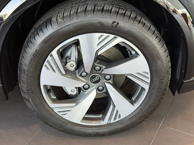 Used 2025 Audi Q6 e-tron Premium Plus AWD/4WD image 27