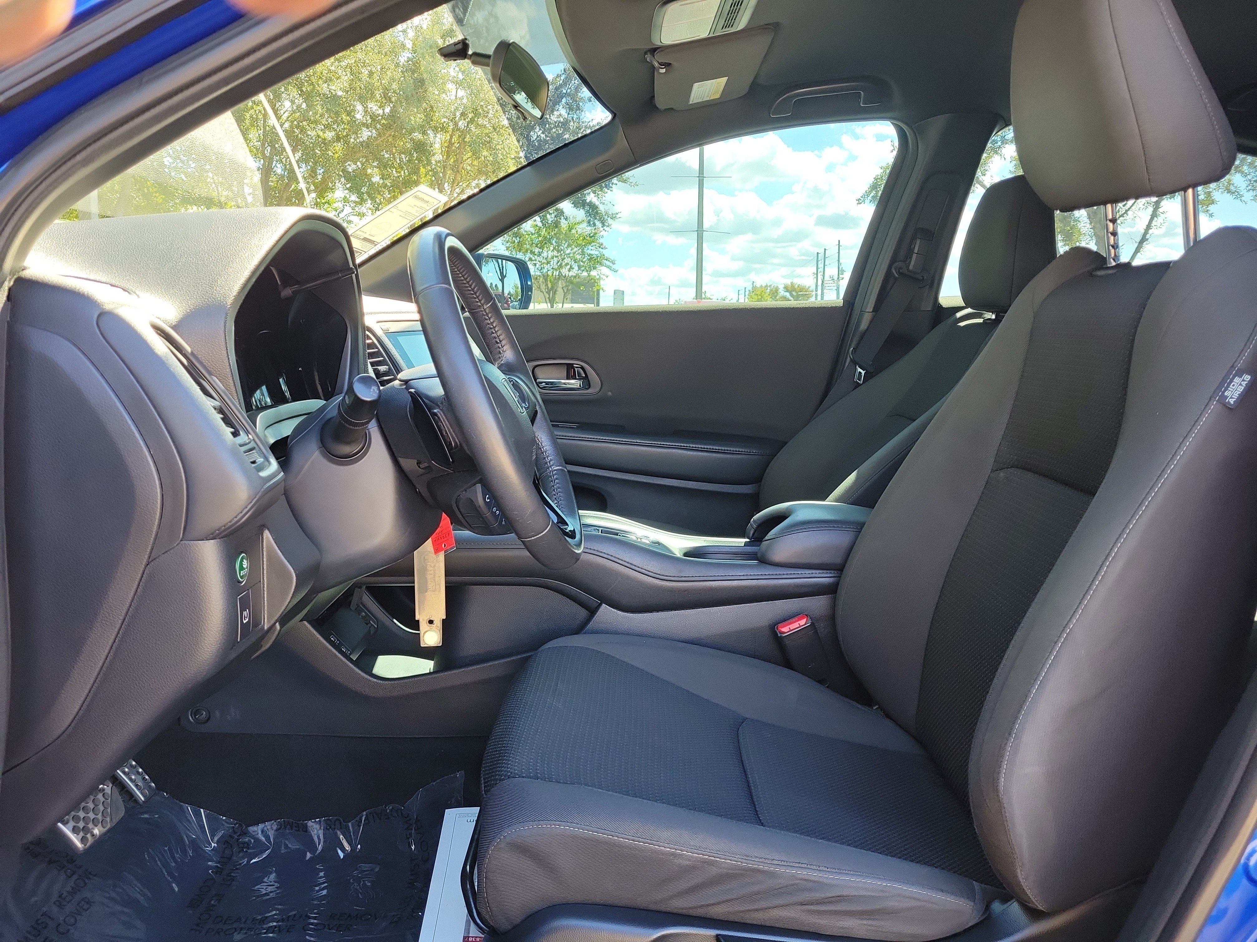 Used 2020 Honda HR-V Sport image 14