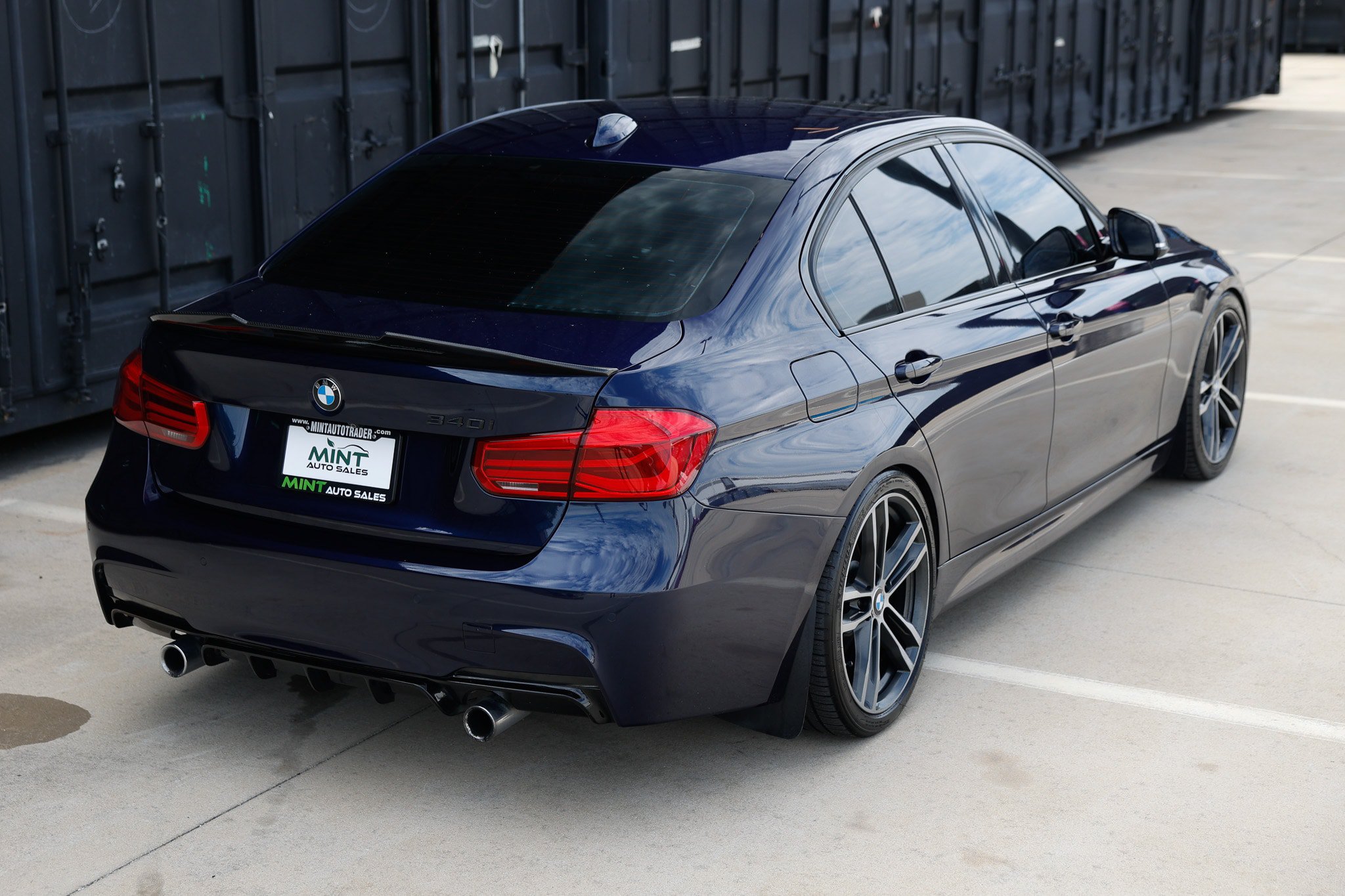 Used 2018 BMW 340i Sedan RWD image 14