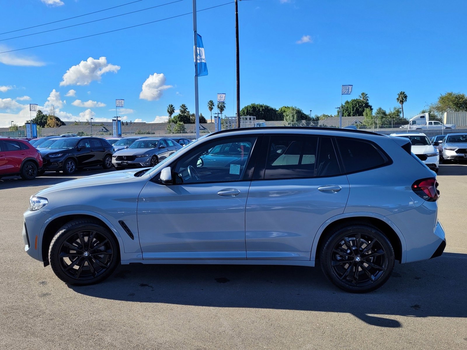 Used 2023 BMW X3 sDrive30i w/ M Sport Package image 8
