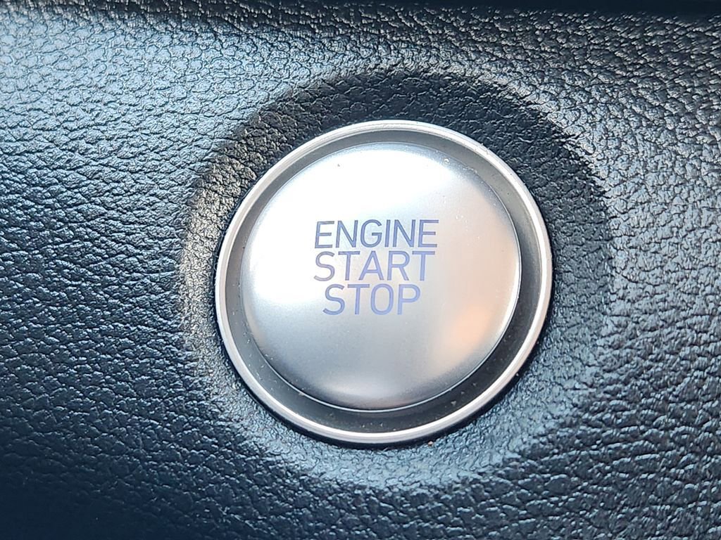 Used 2019 Hyundai Santa Fe SEL image 22