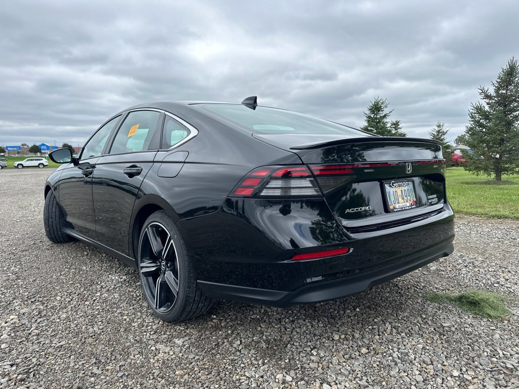 Used 2024 Honda Accord Sport image 8