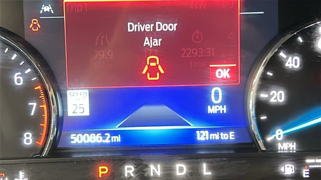 Used 2022 Ford Explorer XLT AWD/4WD image 19