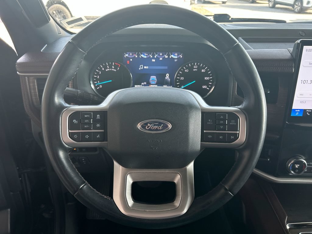 Used 2024 Ford Expedition Max Limited RWD image 16