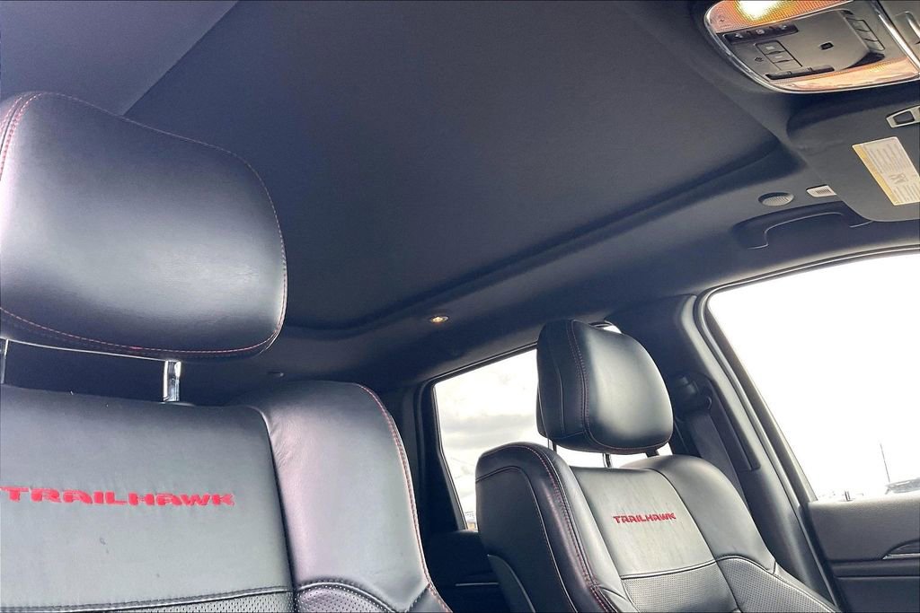 Used 2021 Jeep Grand Cherokee Trailhawk w/ Trailhawk Luxury Group AWD/4WD image 28