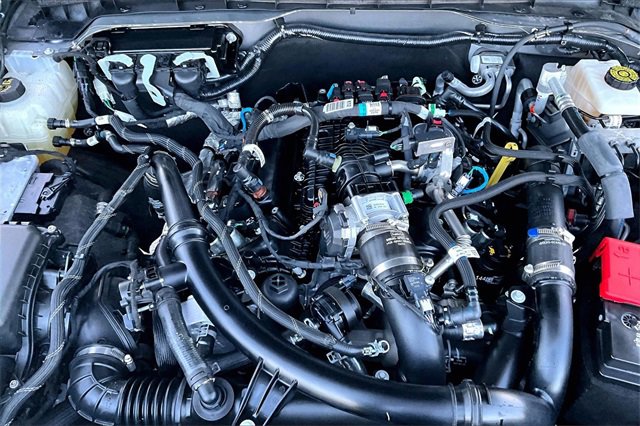 Used 2024 Ford Bronco Badlands image 31