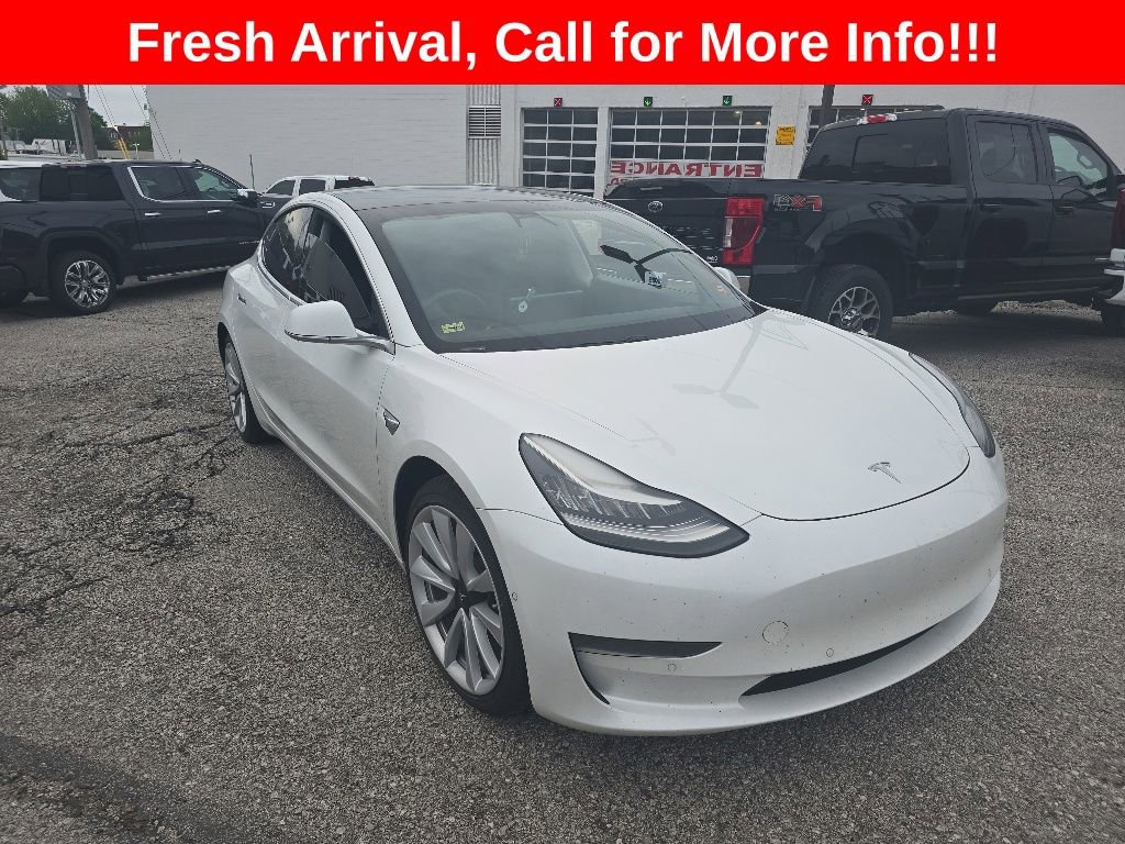 Used 2020 Tesla Model 3 Standard Range Plus RWD image 1