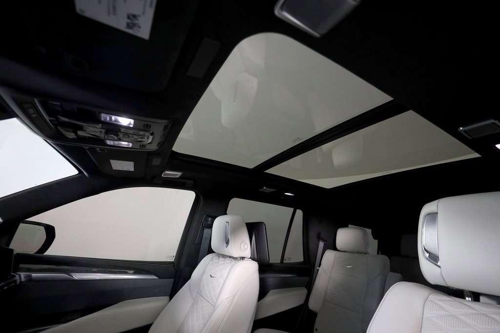 Used 2025 Cadillac Escalade V image 22