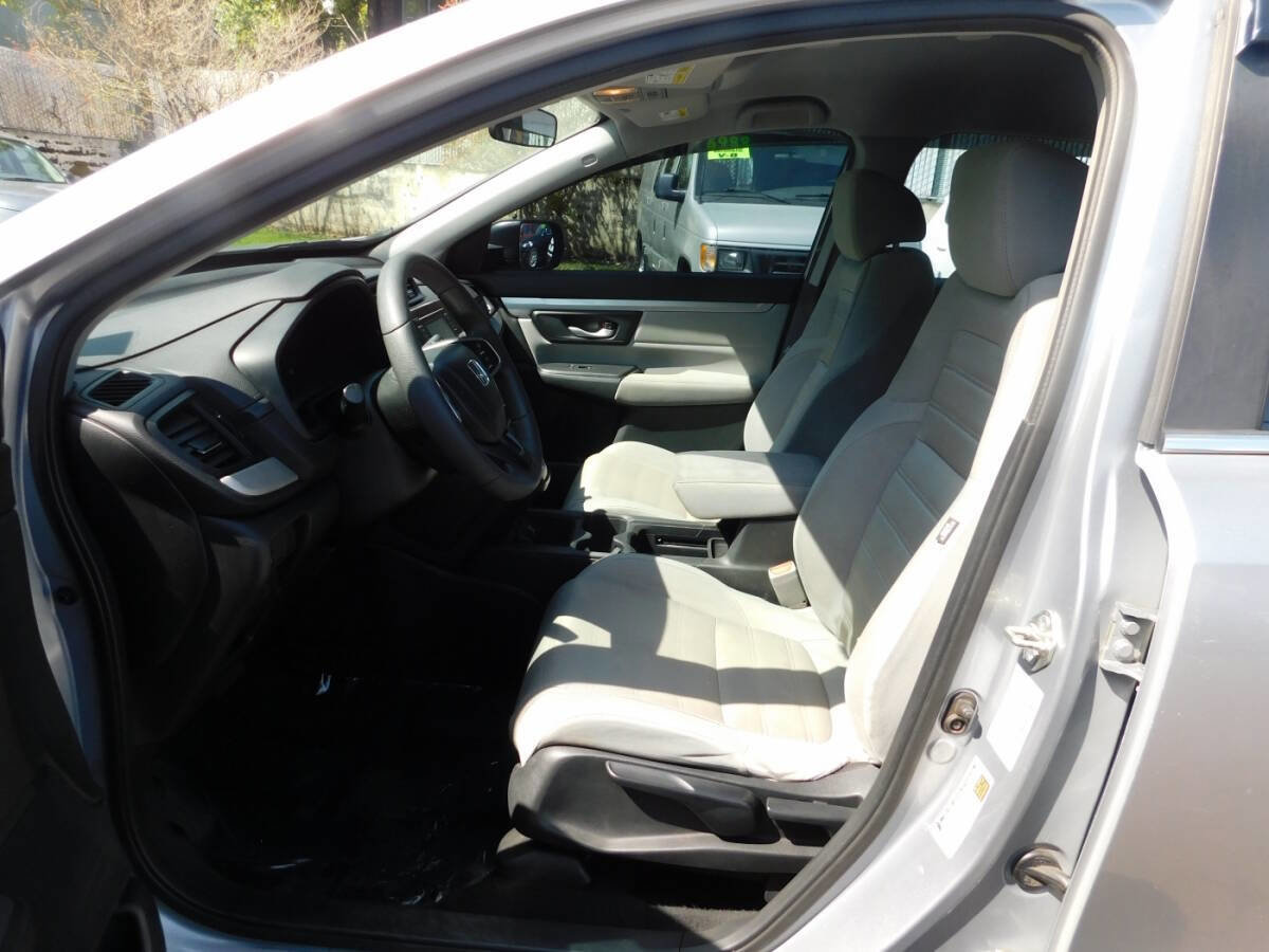 Used 2017 Honda CR-V LX image 7