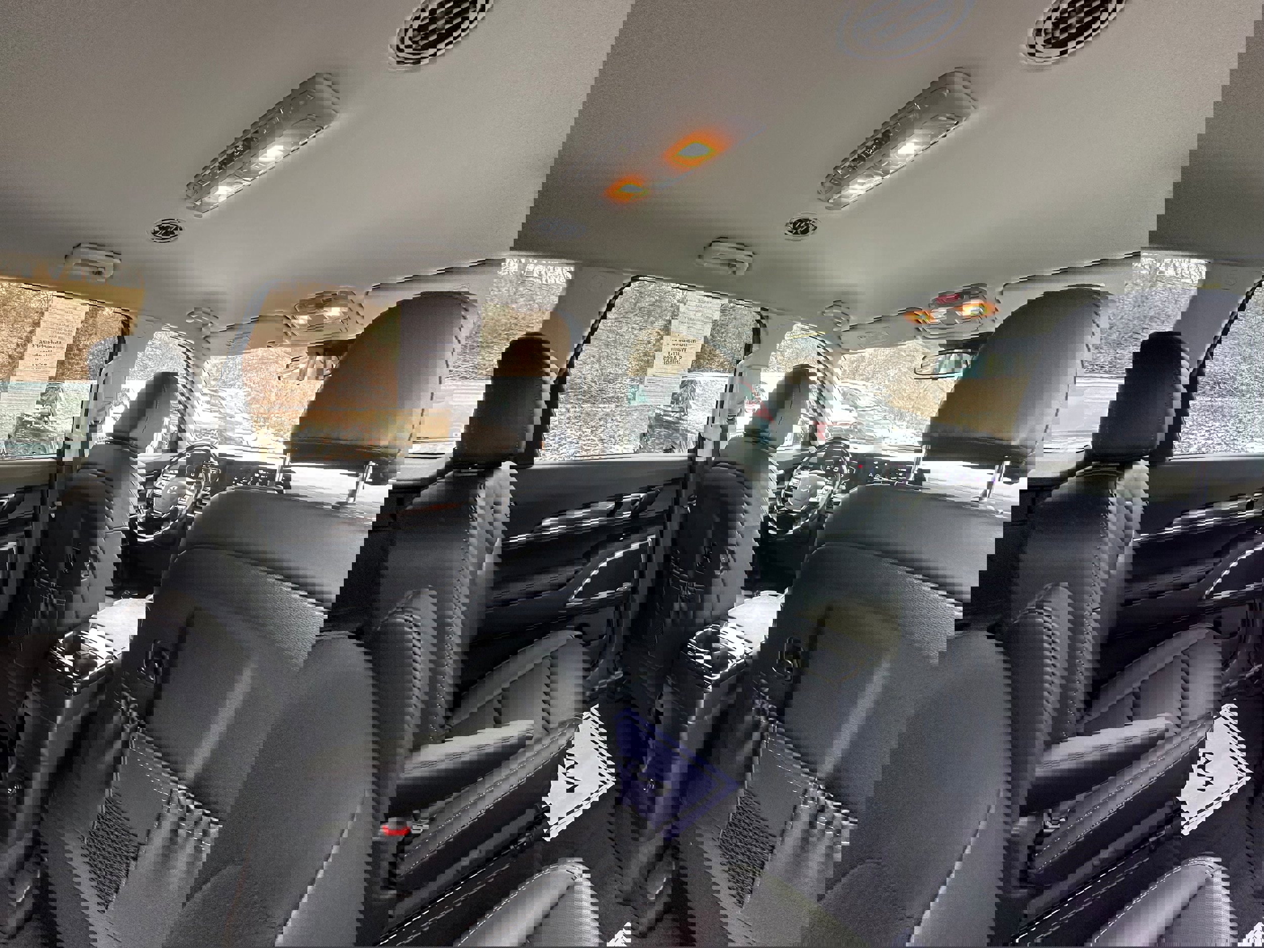 Used 2023 Kia Telluride S image 17