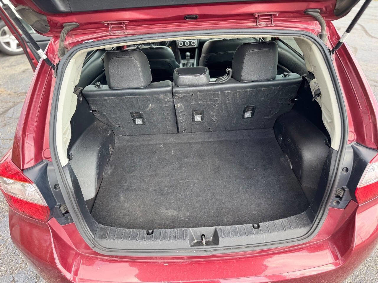 Used 2015 Subaru Impreza 2.0i Limited image 11