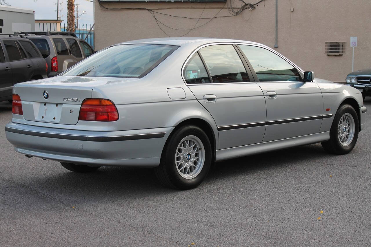 Used 1997 BMW 528i Sedan RWD image 8