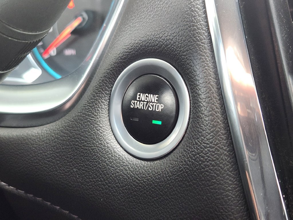 Used 2023 Chevrolet Traverse LT AWD/4WD image 12