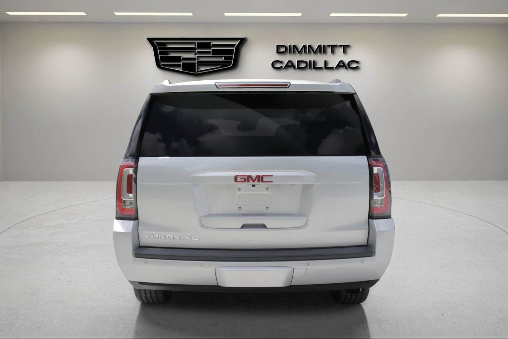 Used 2019 GMC Yukon XL SLT w/ Open Road Package RWD image 6
