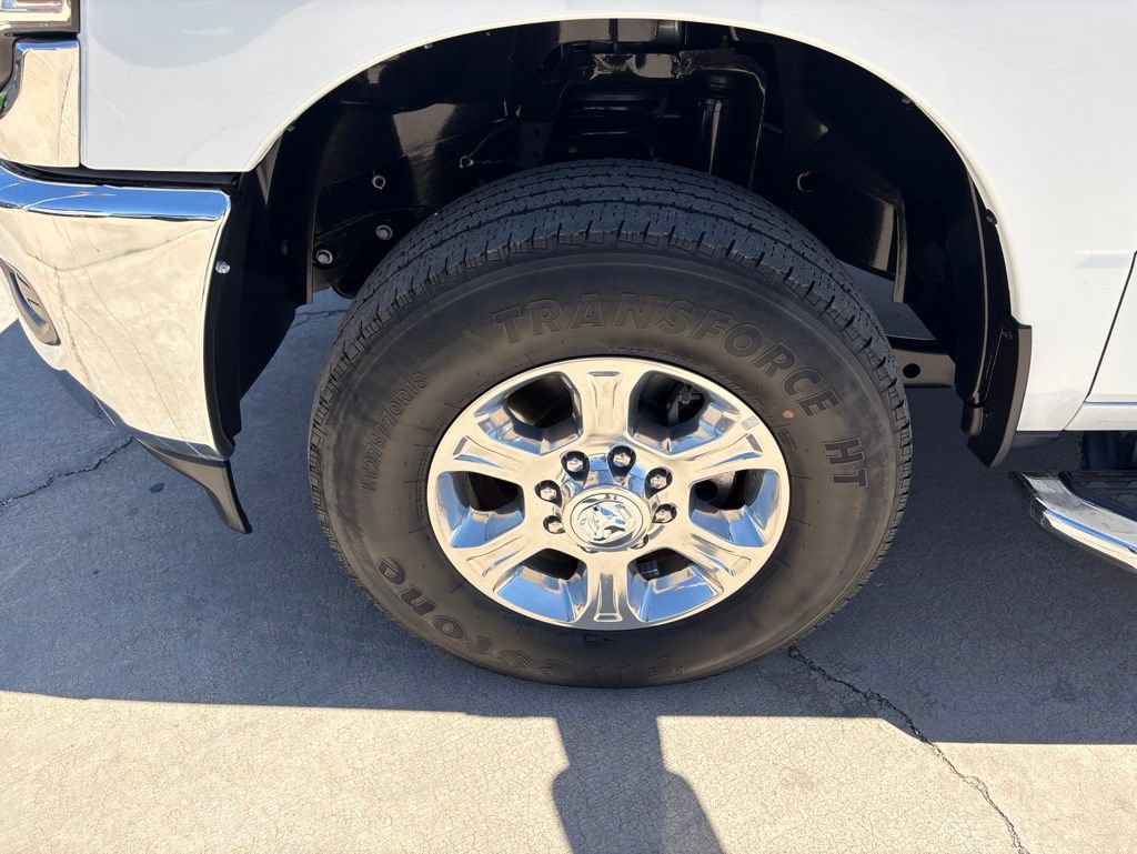 Certified 2024 RAM 2500 Big Horn AWD/4WD image 9