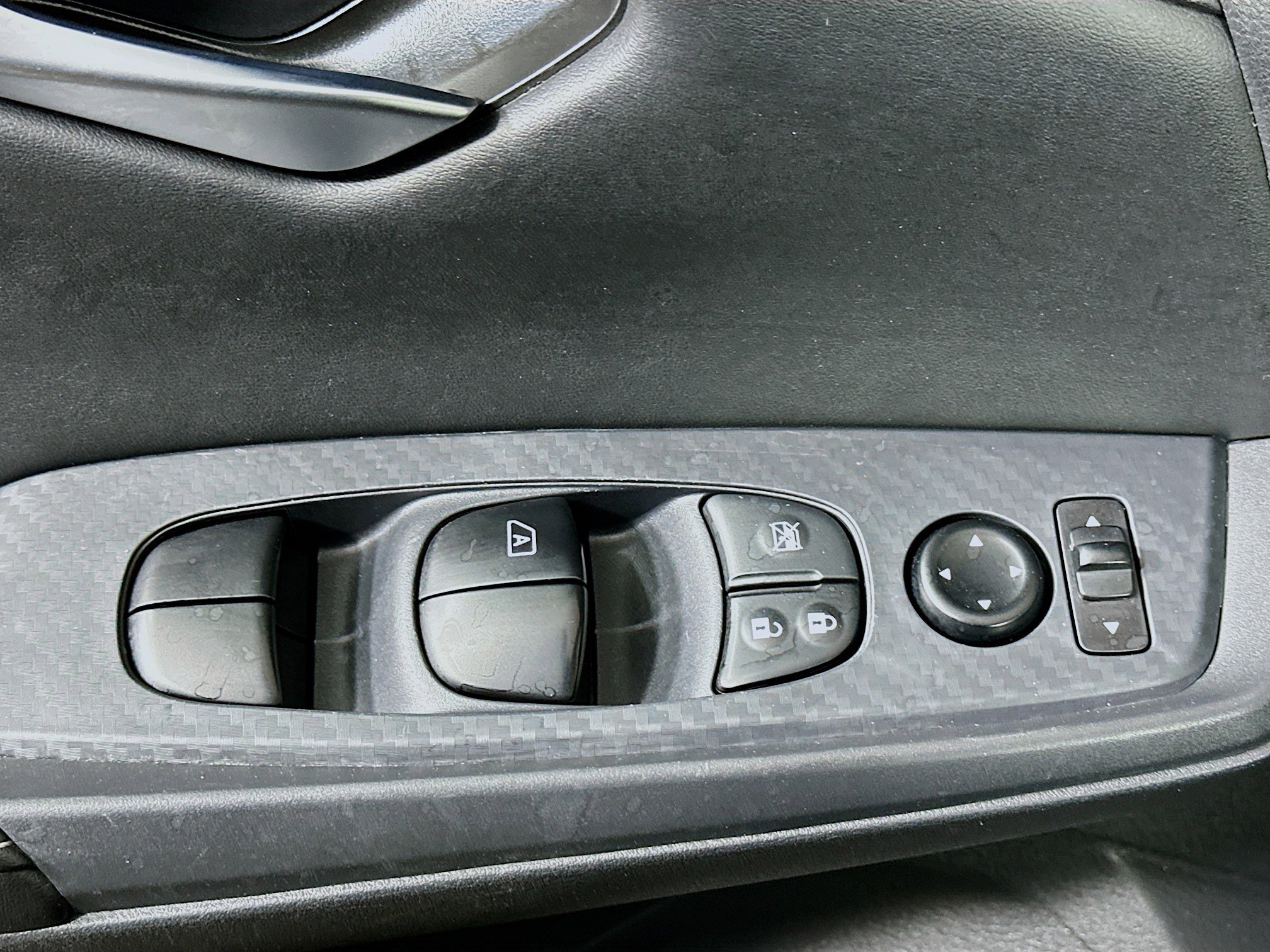 Used 2024 Nissan Sentra SV image 15