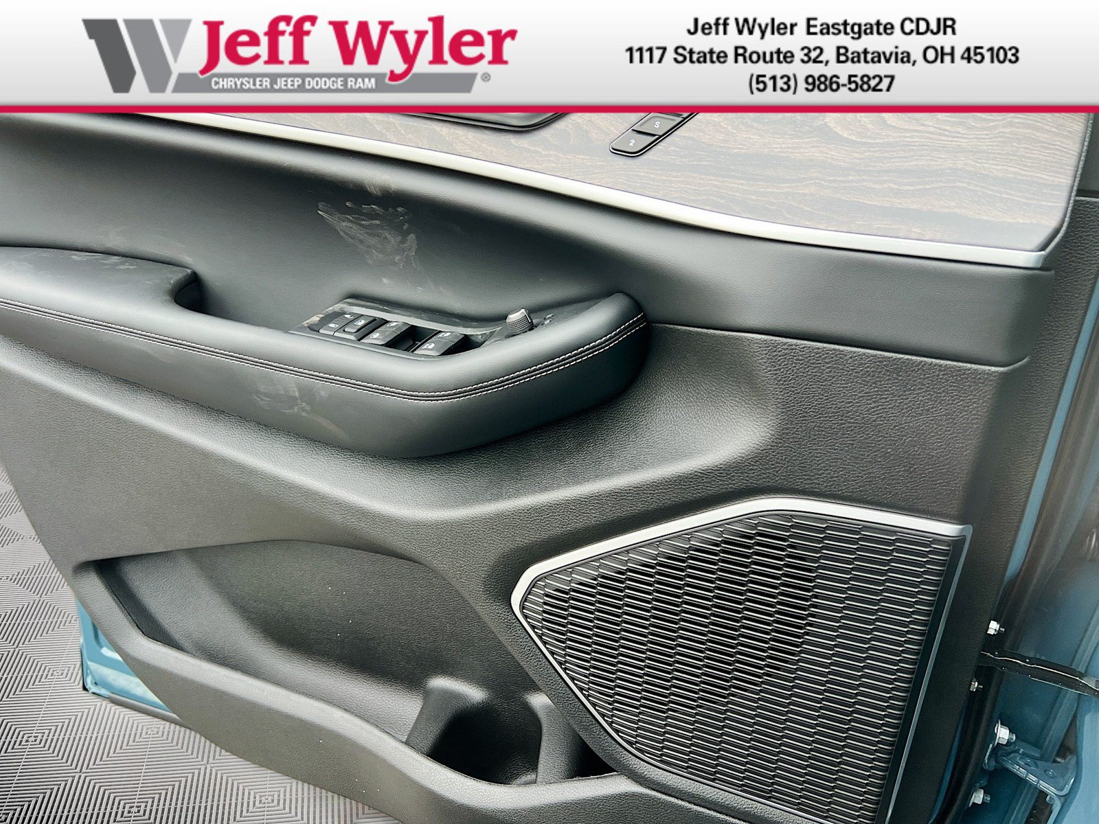 New 2026 Jeep Grand Cherokee Limited w/ Limited Altitude Package AWD/4WD image 20