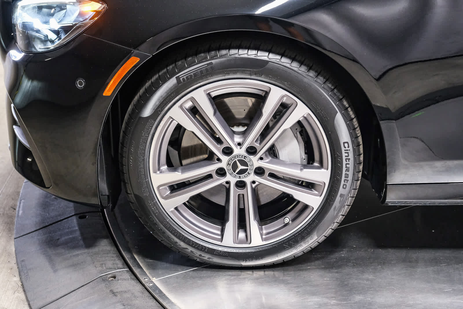 Certified 2023 Mercedes-Benz E 350 4MATIC Sedan image 9