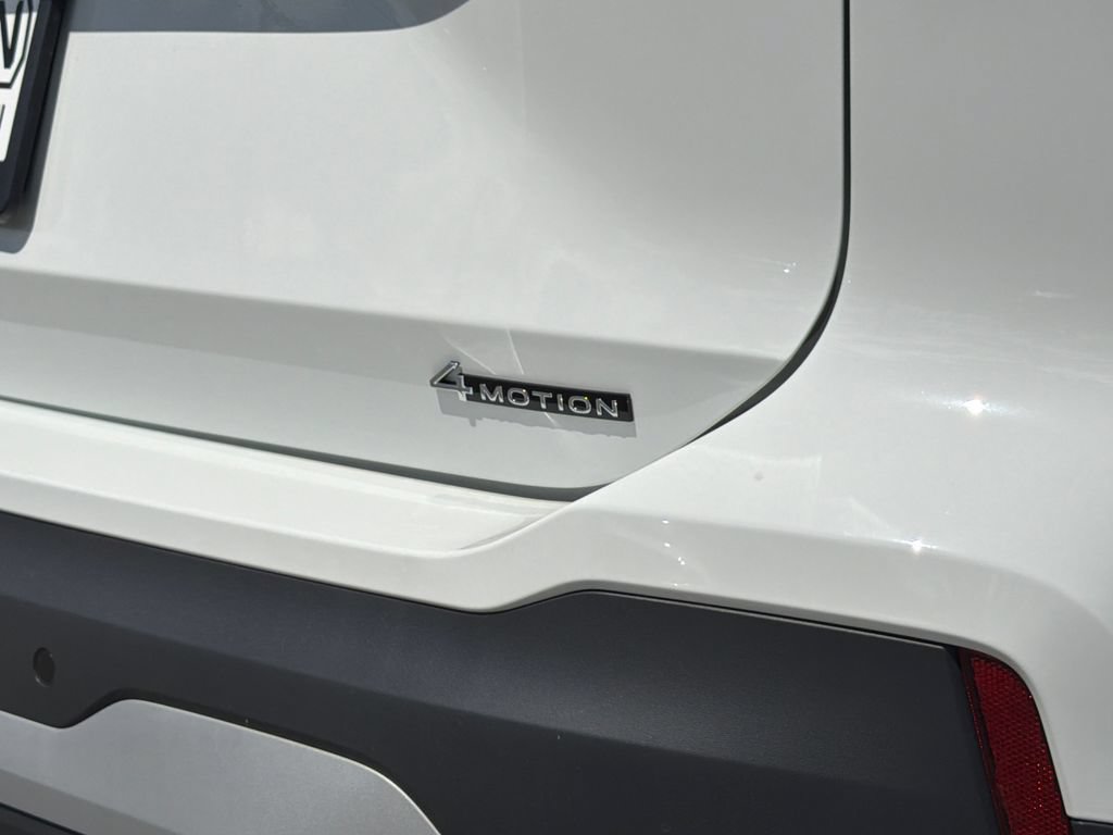 New 2026 Volkswagen Tiguan SE AWD/4WD image 6