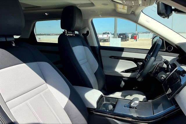 New 2025 Land Rover Range Rover Evoque Dynamic SE image 12