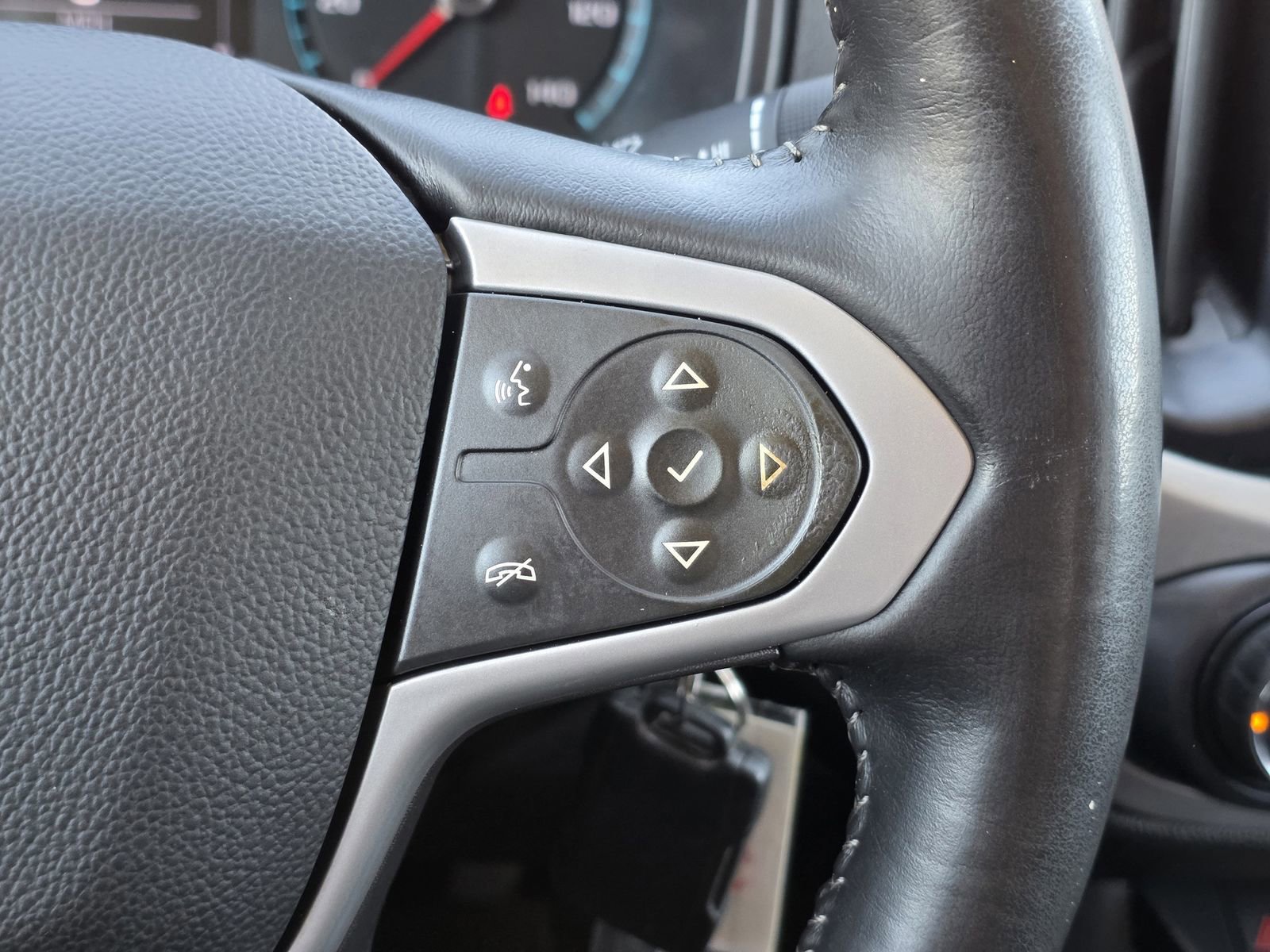 Used 2018 Chevrolet Colorado LT w/ LT Convenience Package image 25