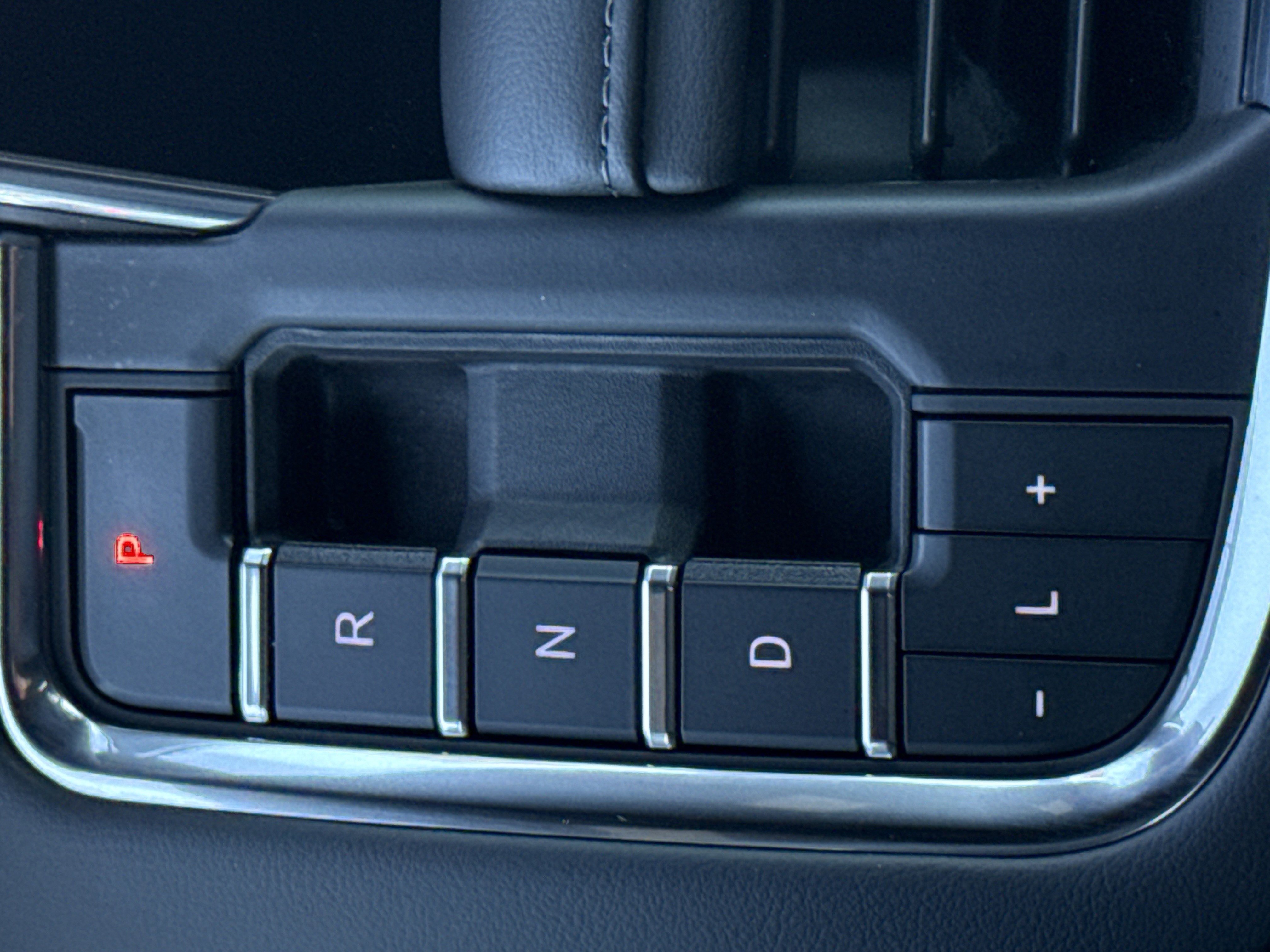 Certified 2023 Chevrolet Tahoe Z71 w/ Luxury Package image 26