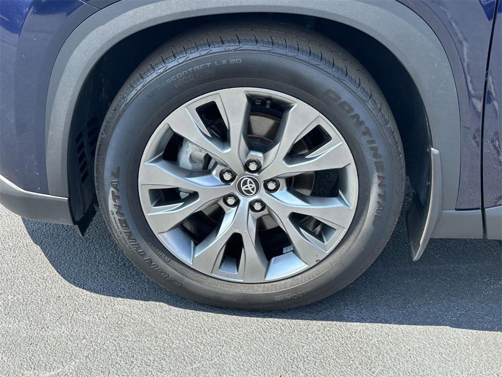 Used 2024 Toyota Grand Highlander Limited image 28