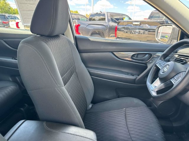 Used 2019 Nissan Rogue S FWD image 14