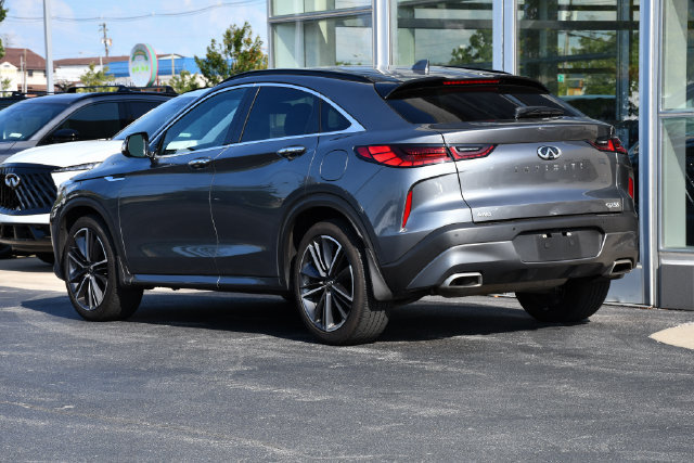 Used 2023 INFINITI QX55 Sensory w/ Lighting Package AWD/4WD image 10