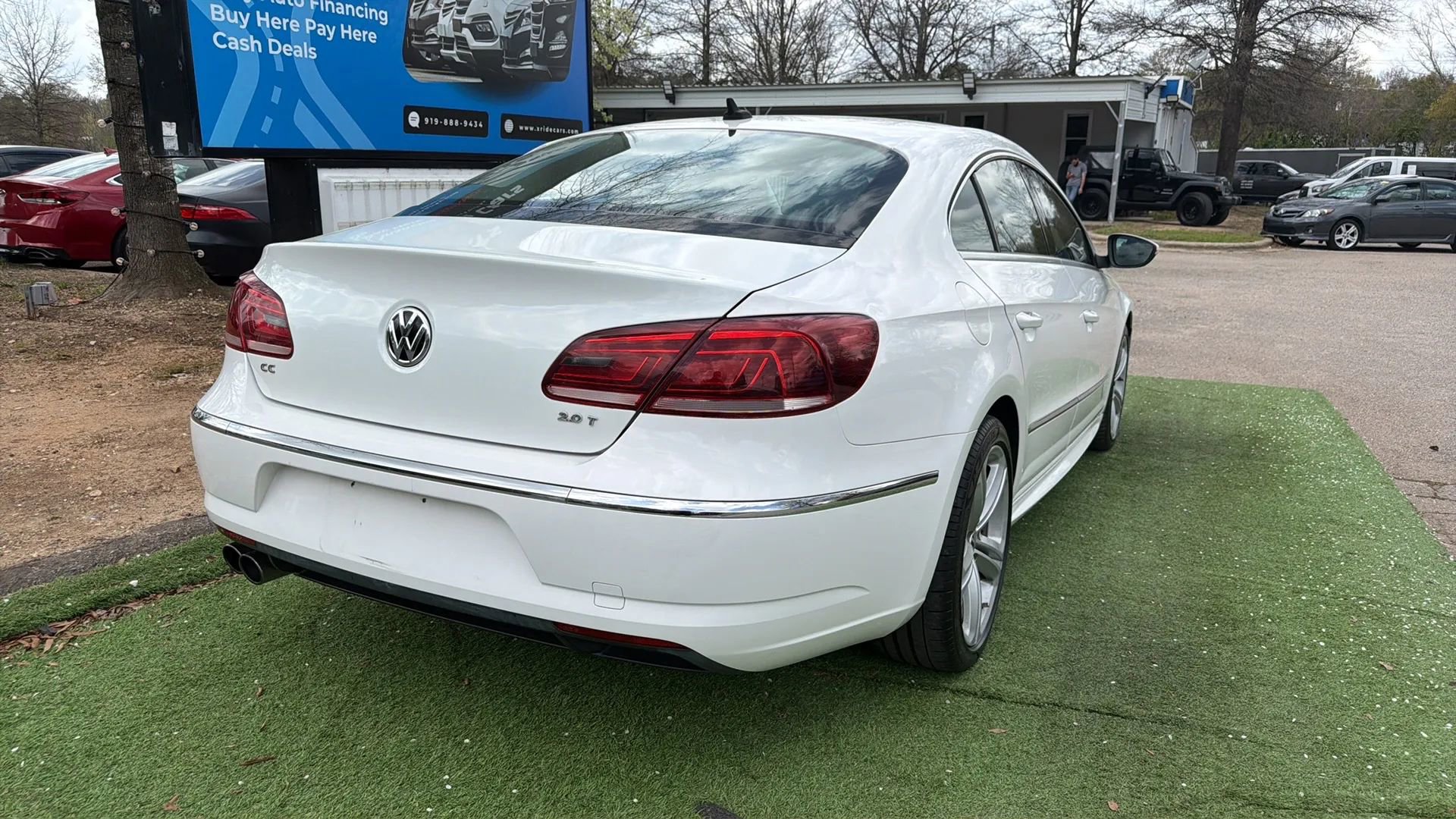 Used 2014 Volkswagen CC R-Line image 10