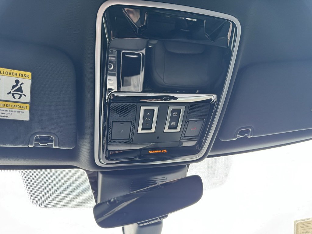 Used 2019 Land Rover Range Rover HSE image 28