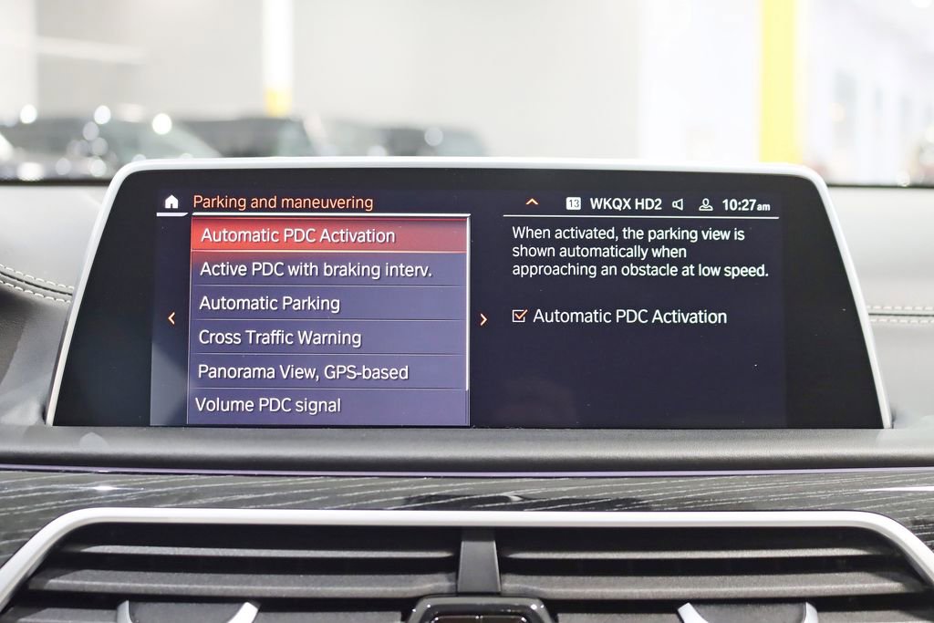 Used 2022 BMW ALPINA B7 xDrive w/ Luxury Rear Seating Package image 25