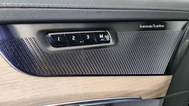 New 2026 Volvo XC90 T8 Plus w/ Protection Package AWD/4WD image 11