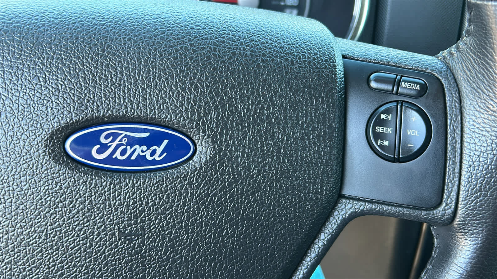 Used 2010 Ford Explorer XLT RWD image 19
