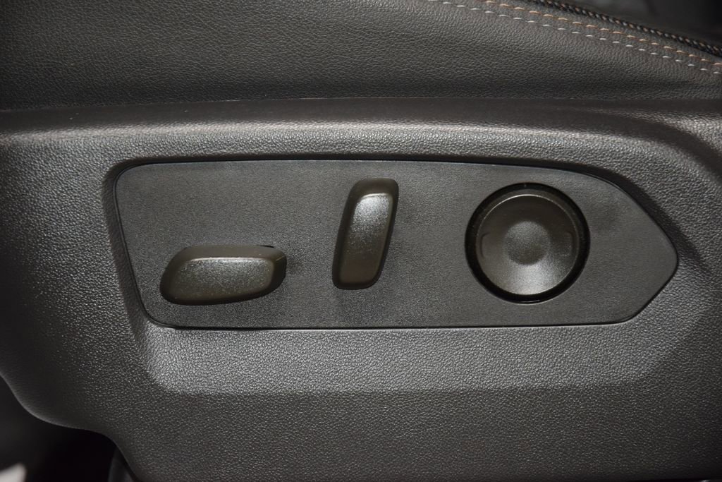 Used 2024 Chevrolet Silverado 1500 High Country w/ High Country Premium Package image 42