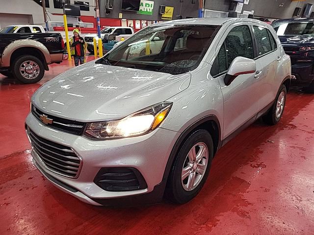Used 2019 Chevrolet Trax LS w/ LPO, Cargo Package image 1